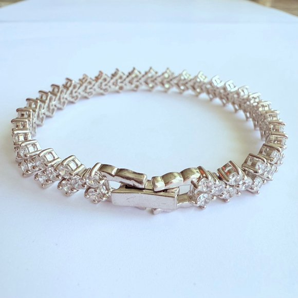 18 TCW Cubic Zirconia CZ 925 Sterling Silver 8.5mm Diamond Shape Tennis Bracelet - Picture 4 of 10